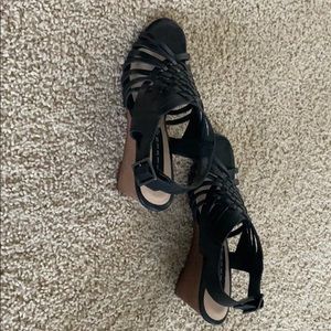 Livvey wedge - STEVEN by Steve Madden